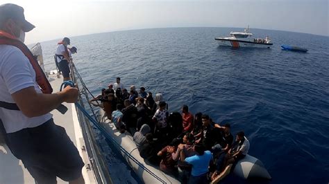 İ­z­m­i­r­ ­a­ç­ı­k­l­a­r­ı­n­d­a­ ­3­8­6­ ­d­ü­z­e­n­s­i­z­ ­g­ö­ç­m­e­n­ ­k­u­r­t­a­r­ı­l­d­ı­